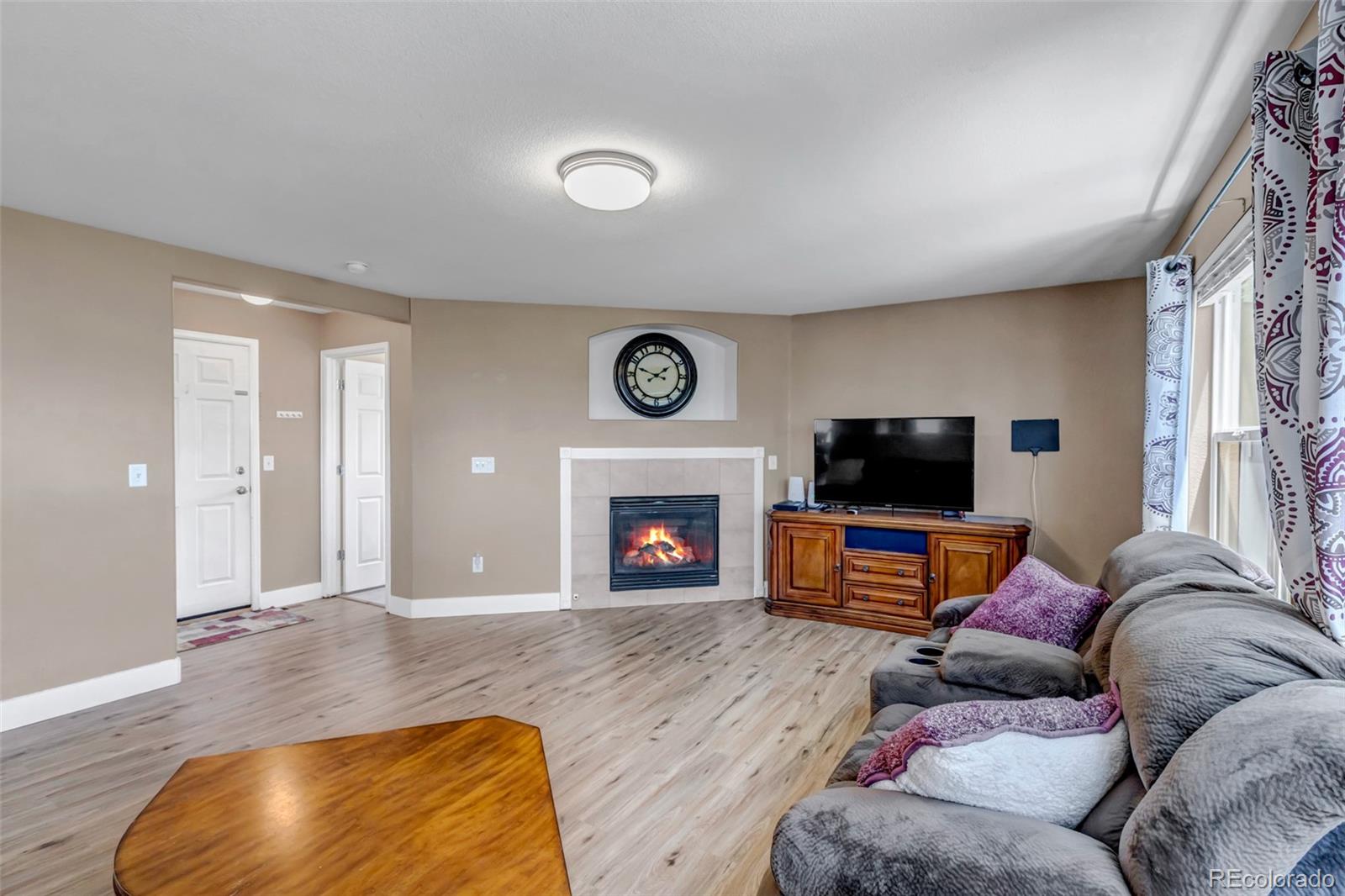 MLS Image #16 for 16352 e 104th way,commerce city, Colorado