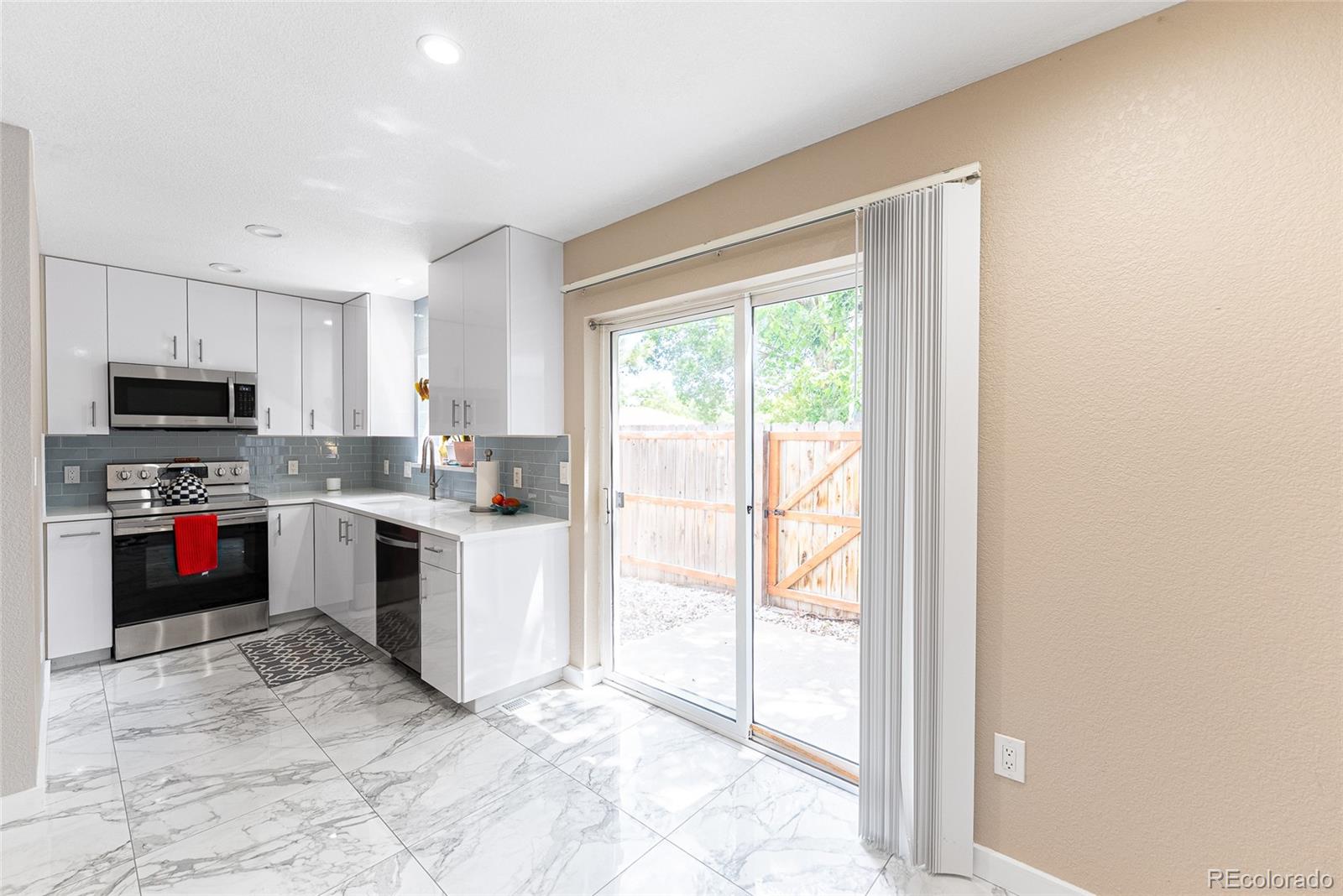 MLS Image #4 for 1459 s pierce street,lakewood, Colorado