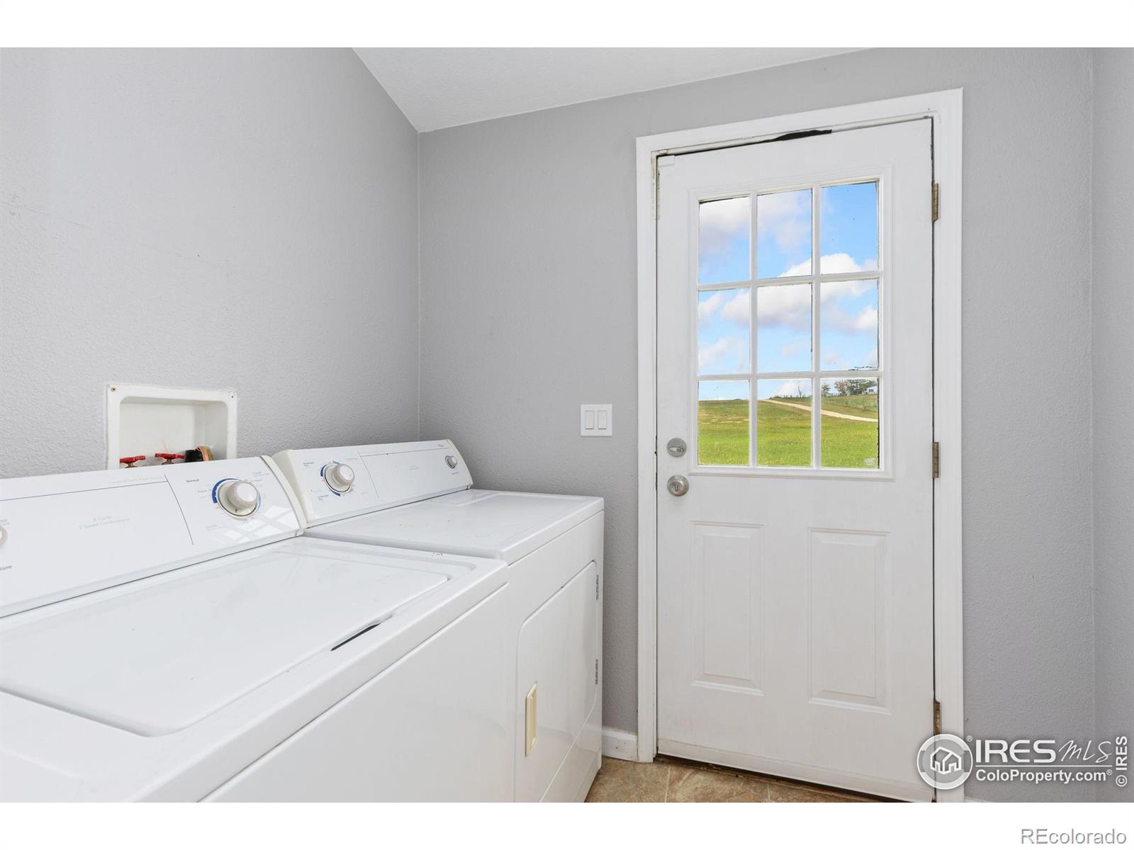 MLS Image #16 for 18674  county road 3 ,berthoud, Colorado