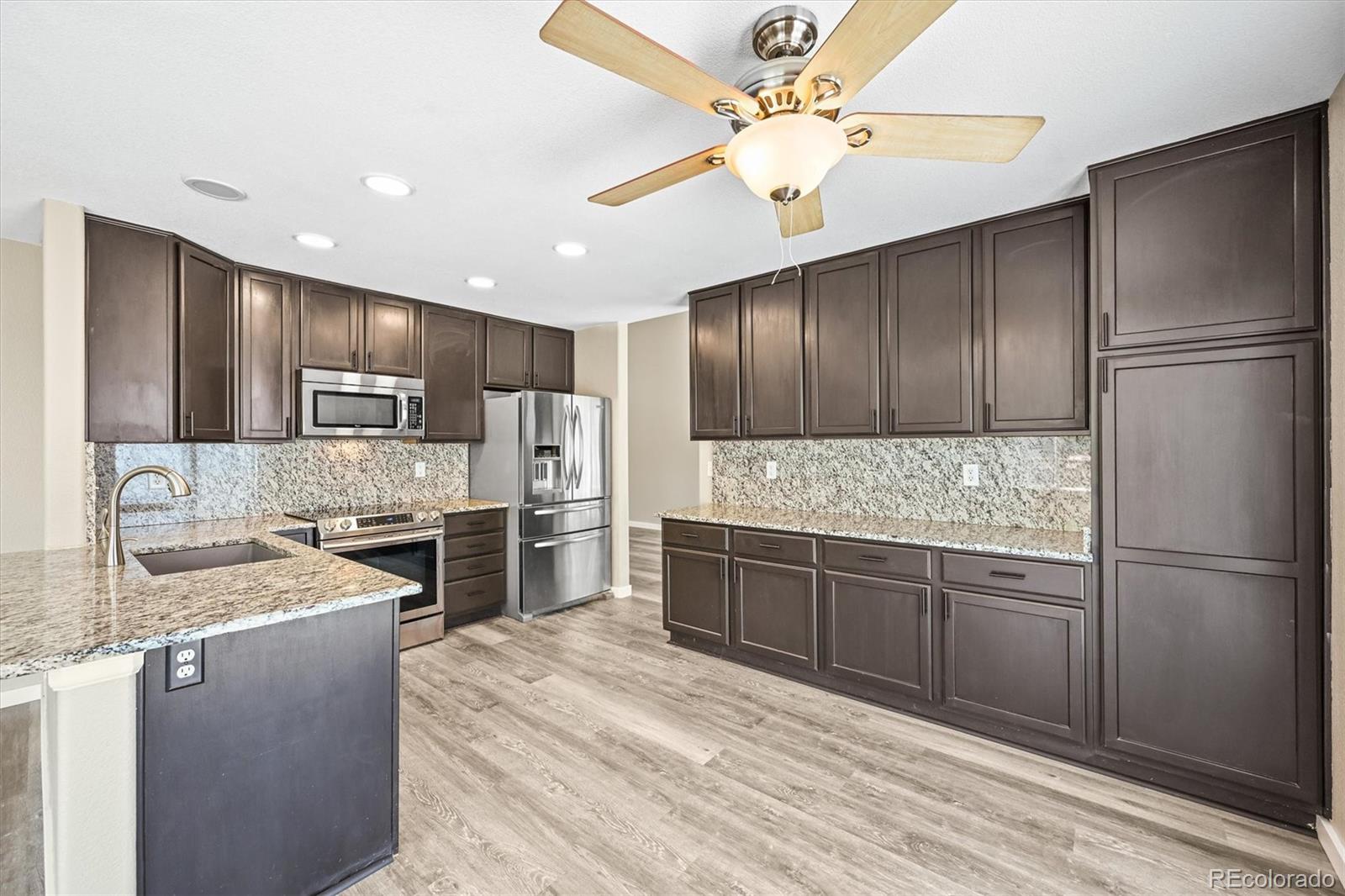MLS Image #11 for 20455 e grand lane,aurora, Colorado