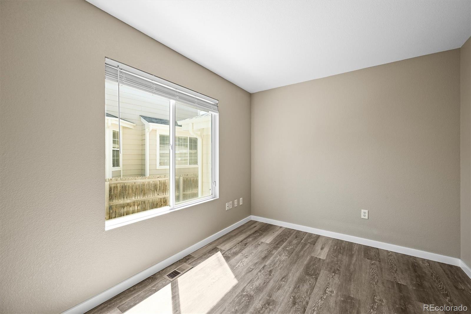 MLS Image #14 for 20455 e grand lane,aurora, Colorado