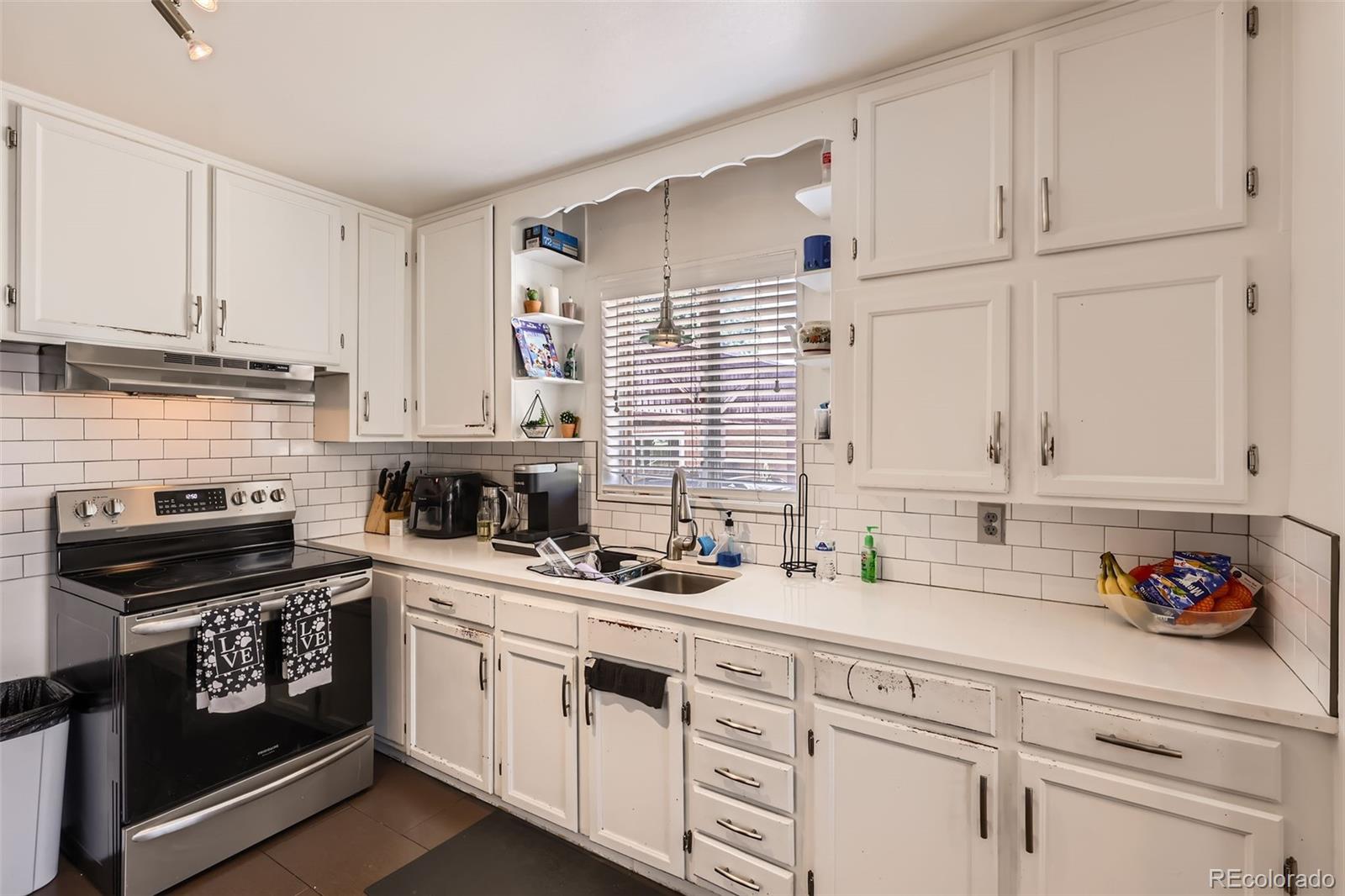 MLS Image #6 for 7146  jennie drive,denver, Colorado