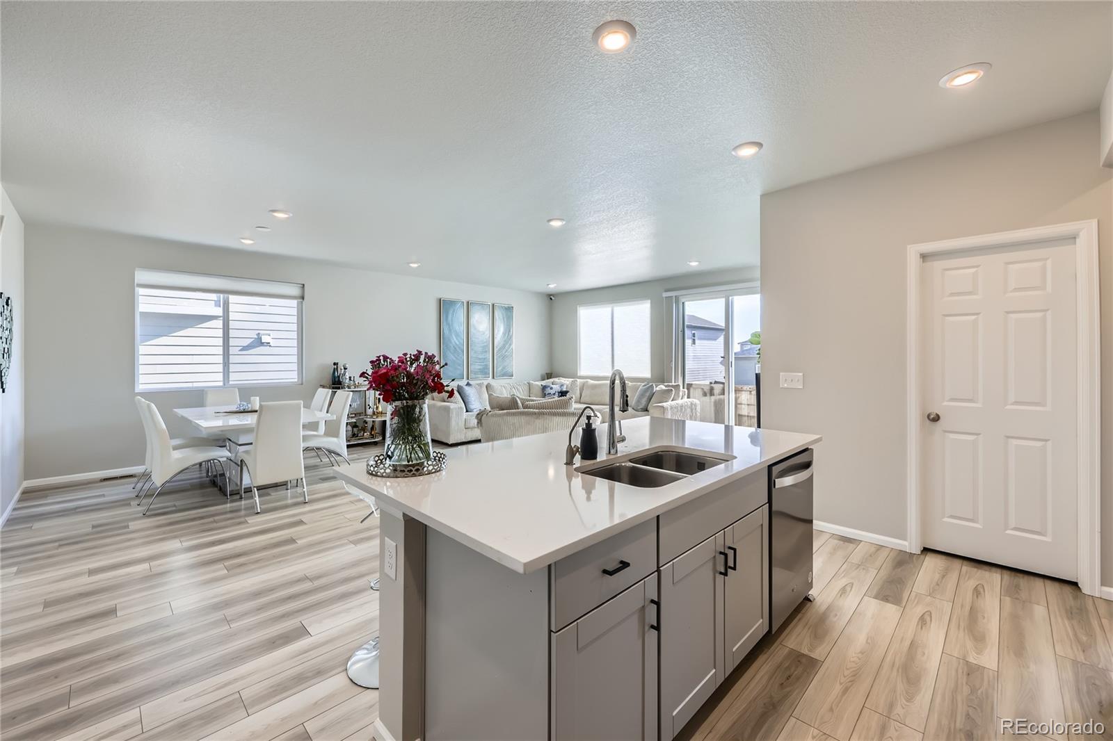MLS Image #10 for 9099  sedalia street,commerce city, Colorado