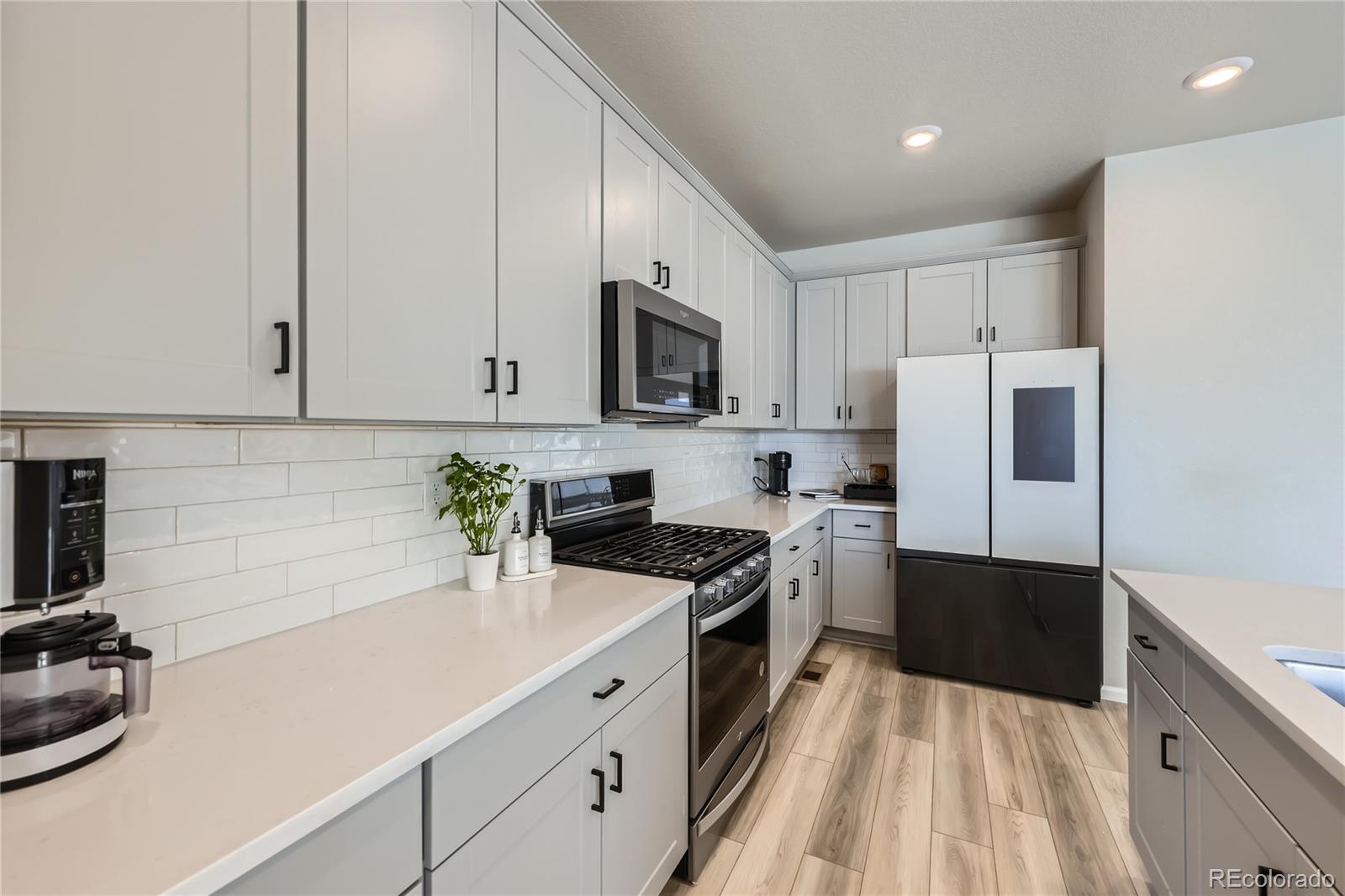 MLS Image #11 for 9099  sedalia street,commerce city, Colorado