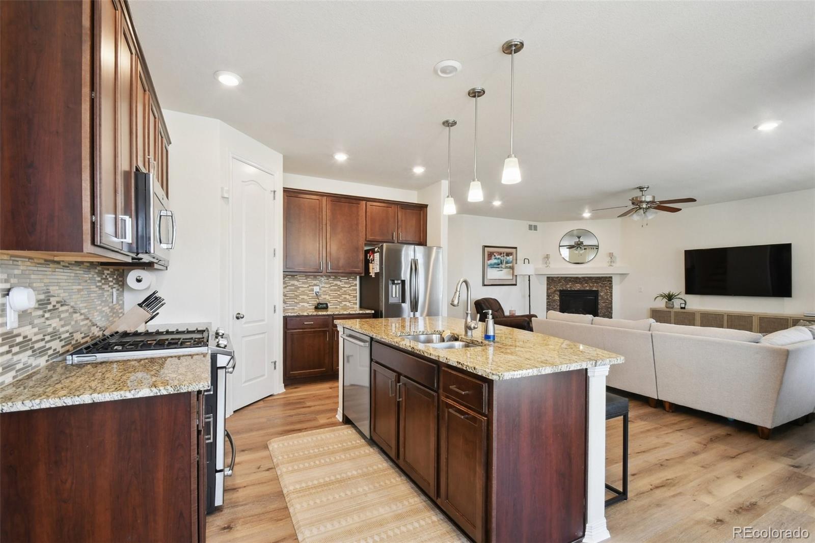 MLS Image #6 for 16188  elizabeth street,thornton, Colorado