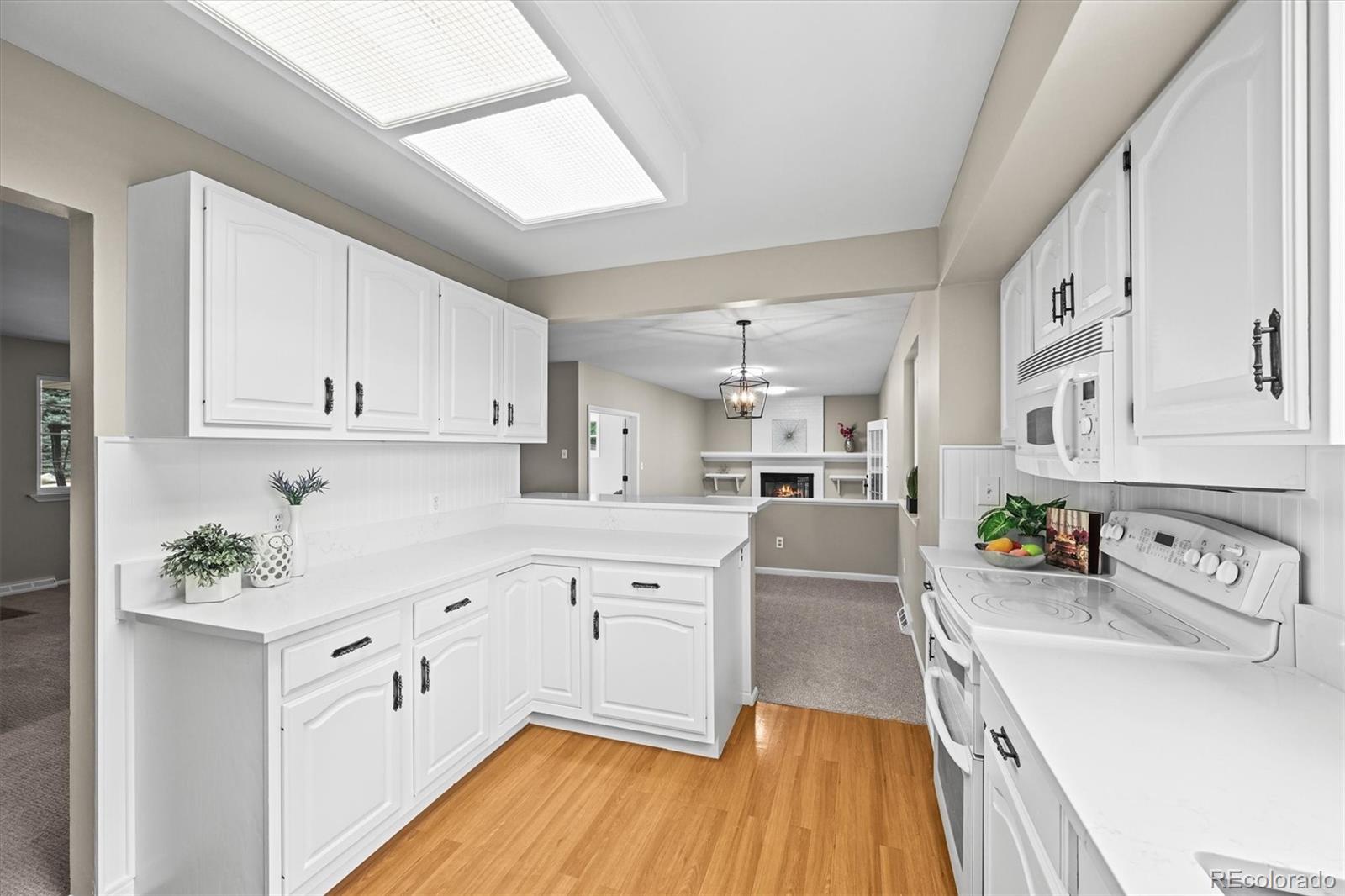 MLS Image #14 for 6811 s clermont drive,centennial, Colorado