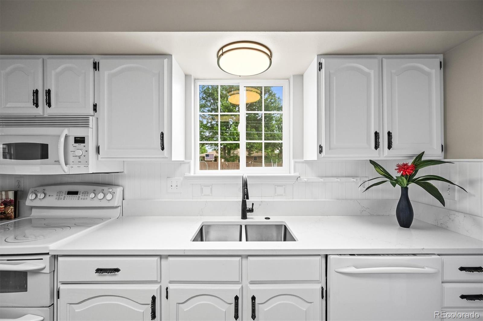 MLS Image #15 for 6811 s clermont drive,centennial, Colorado
