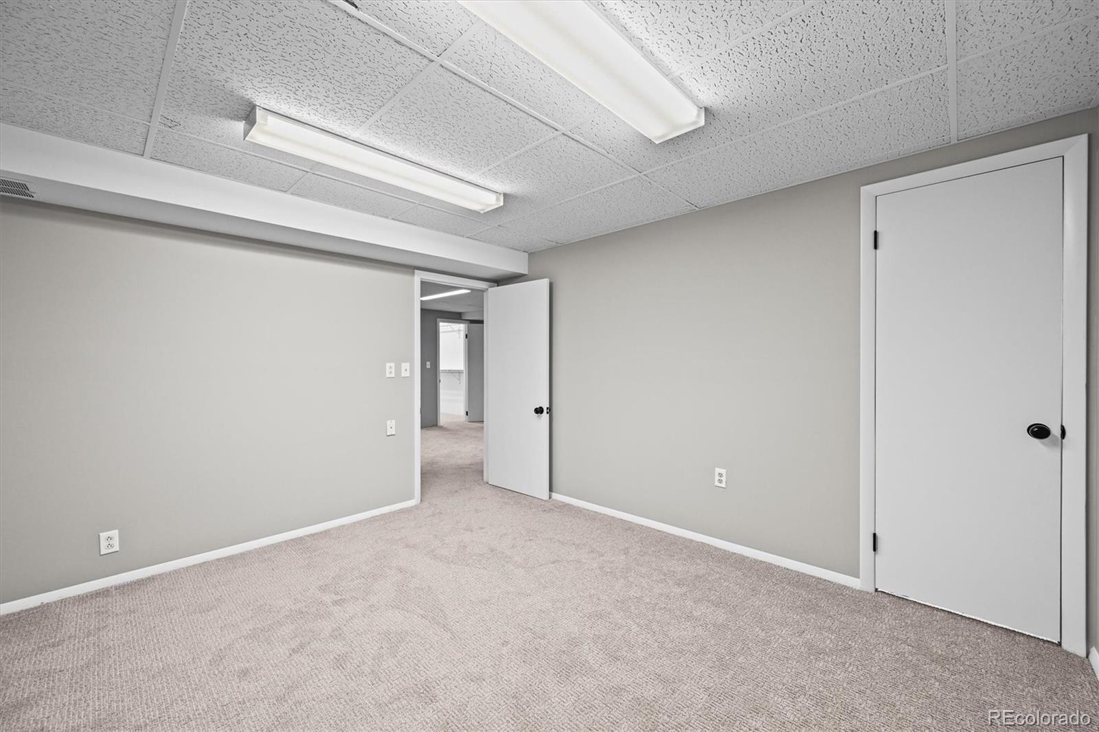 MLS Image #28 for 6811 s clermont drive,centennial, Colorado