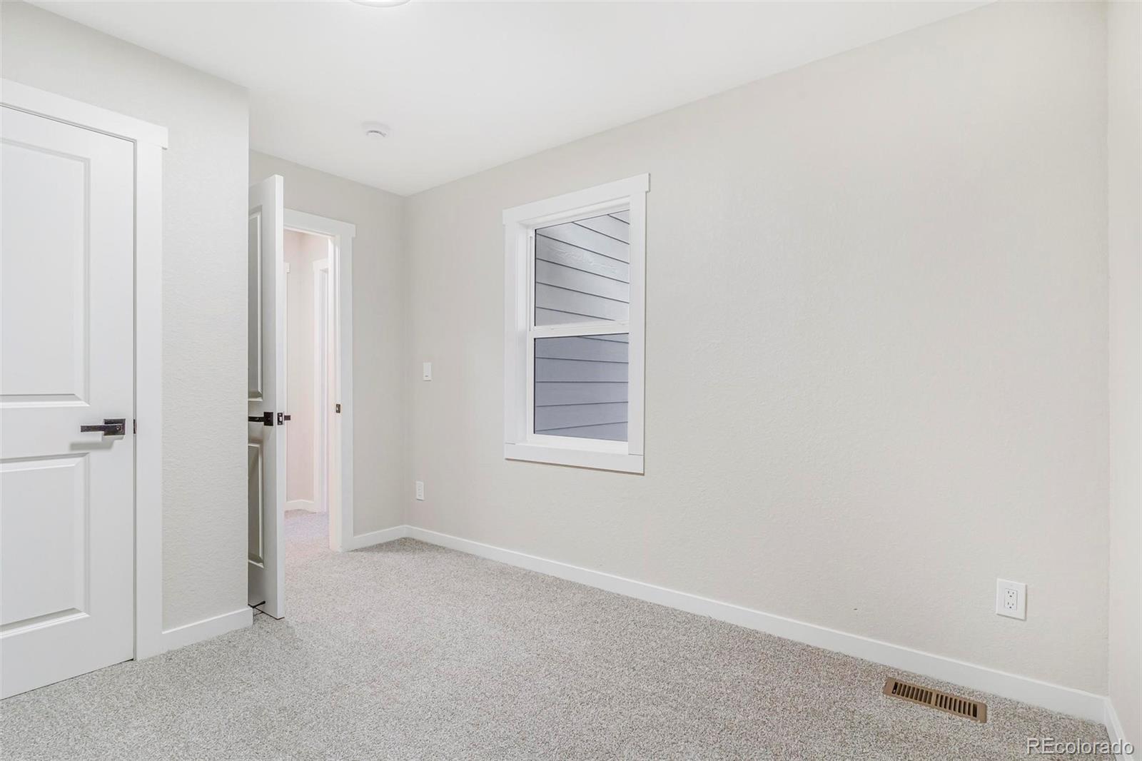 MLS Image #19 for 3713 s ensenada street,aurora, Colorado