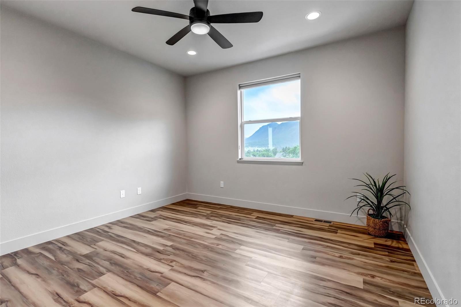 MLS Image #19 for 265  upper glenway ,palmer lake, Colorado