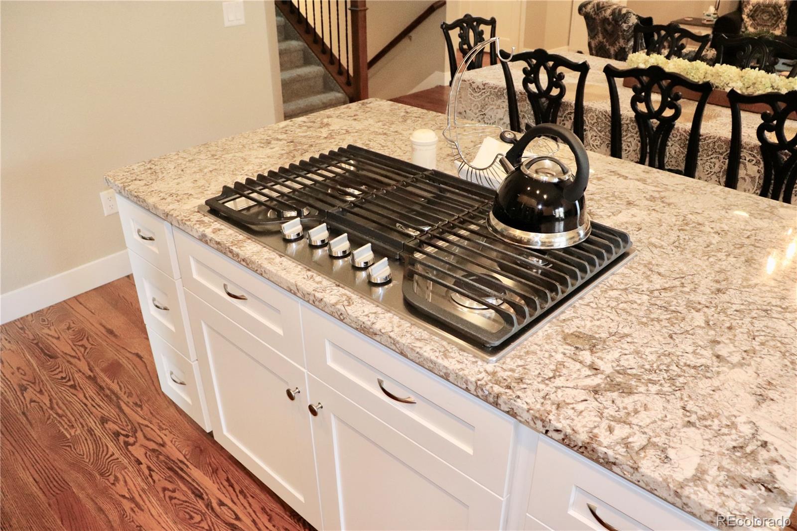 MLS Image #10 for 208  custer avenue,colorado springs, Colorado