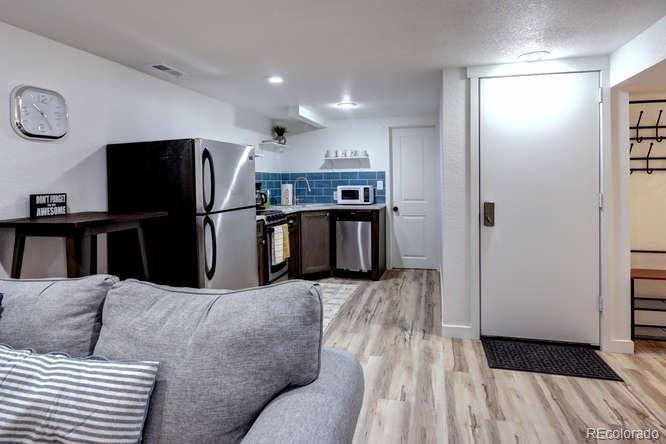 MLS Image #11 for 361 n raleigh street,denver, Colorado
