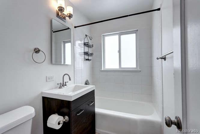 MLS Image #7 for 361 n raleigh street,denver, Colorado