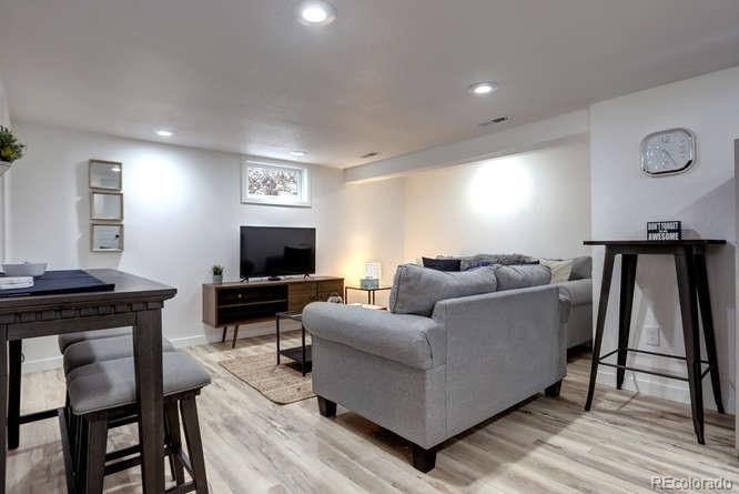 MLS Image #9 for 361 n raleigh street,denver, Colorado