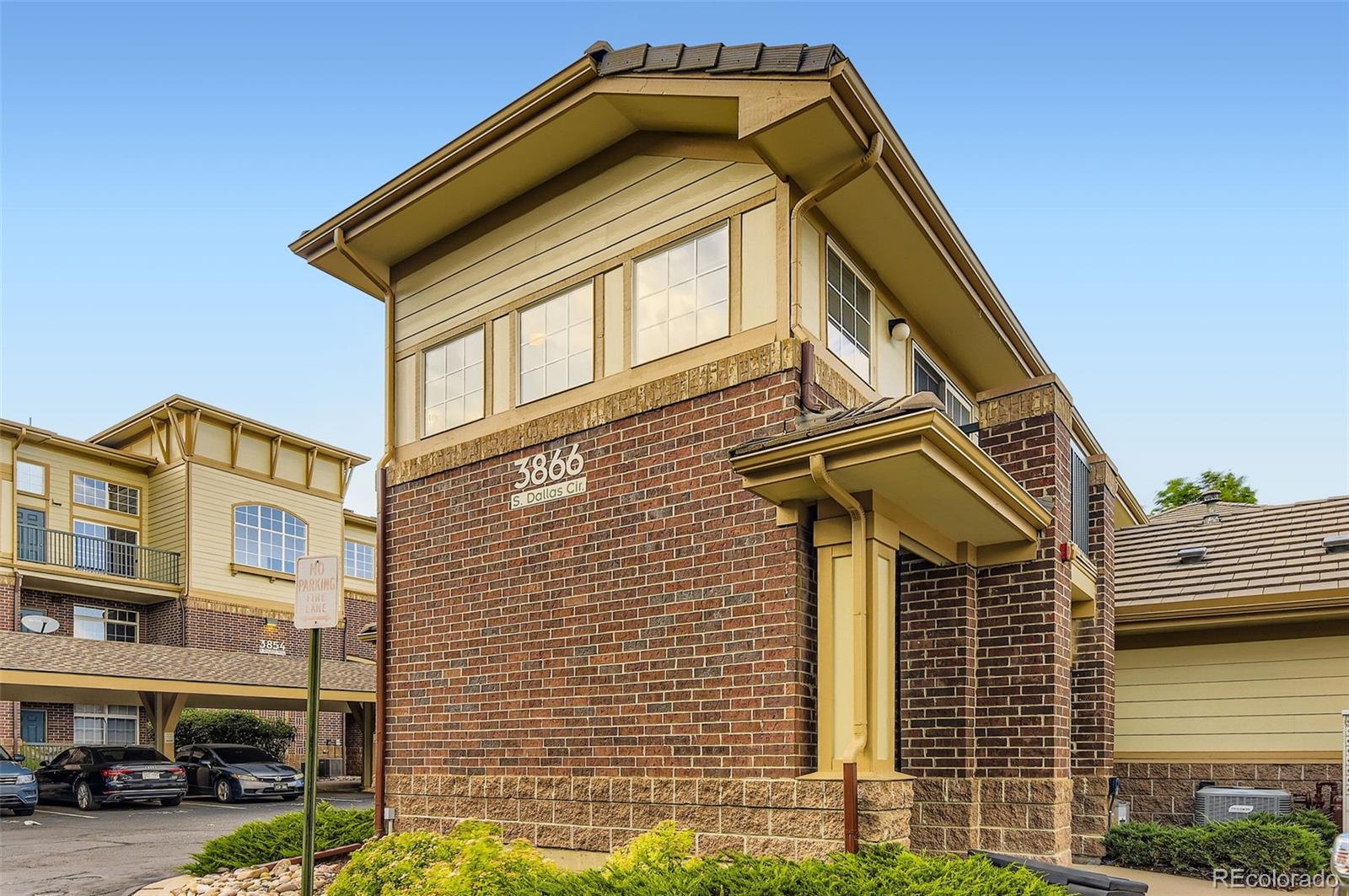 MLS Image #3 for 3866 s dallas circle,aurora, Colorado