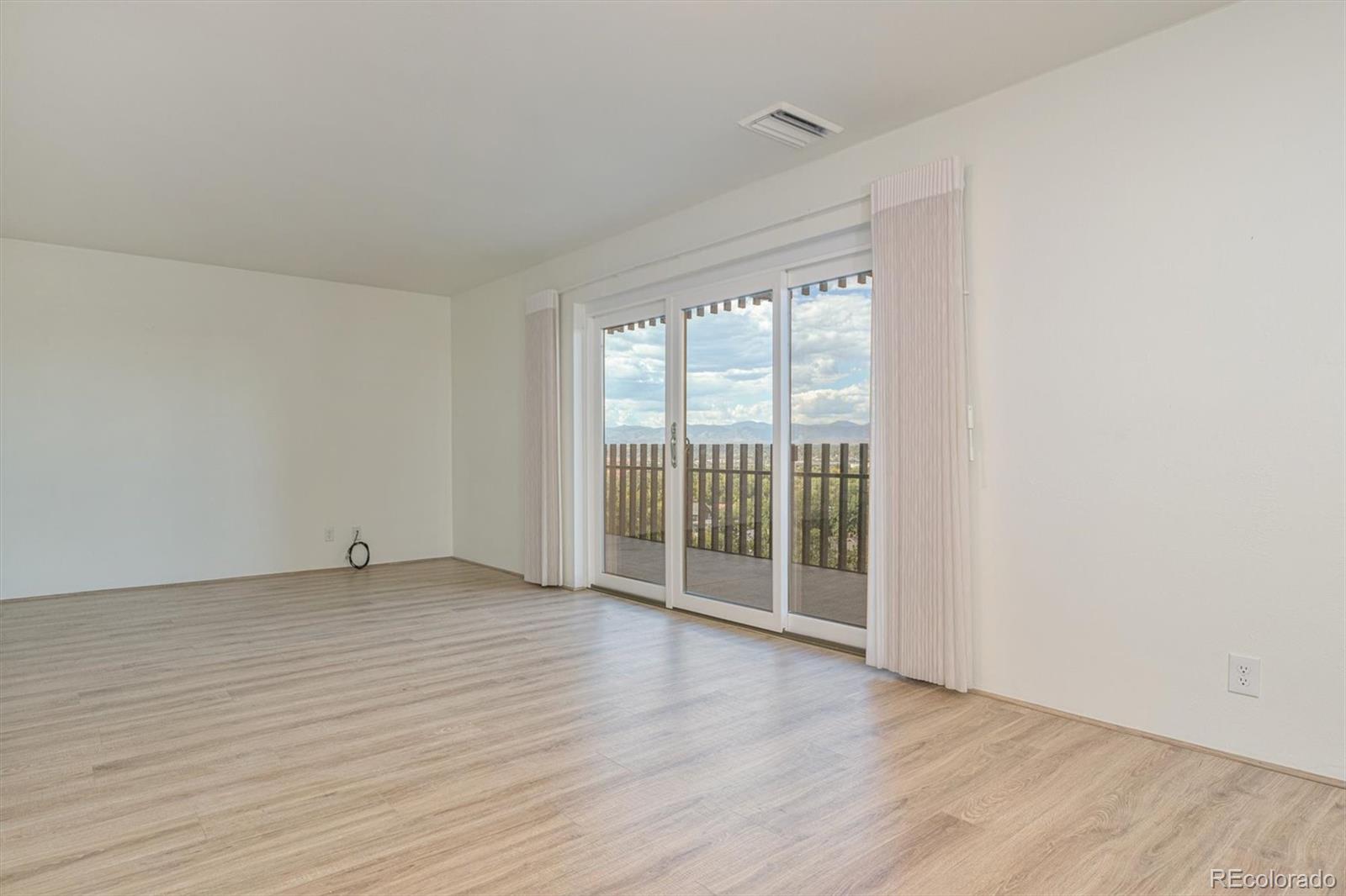MLS Image #11 for 460 s marion parkway,denver, Colorado