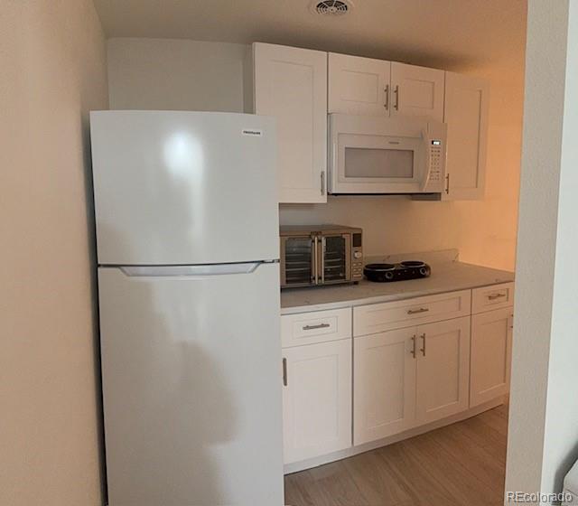 MLS Image #6 for 5041 s julian street,englewood, Colorado