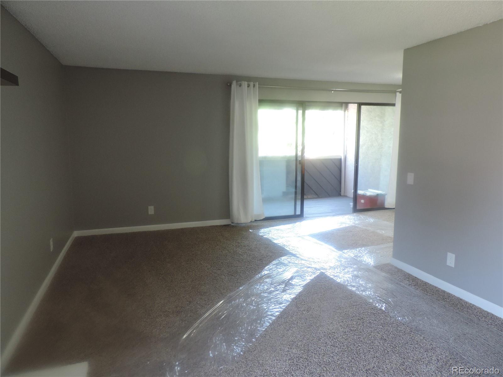 MLS Image #11 for 9887 e peakview avenue,englewood, Colorado