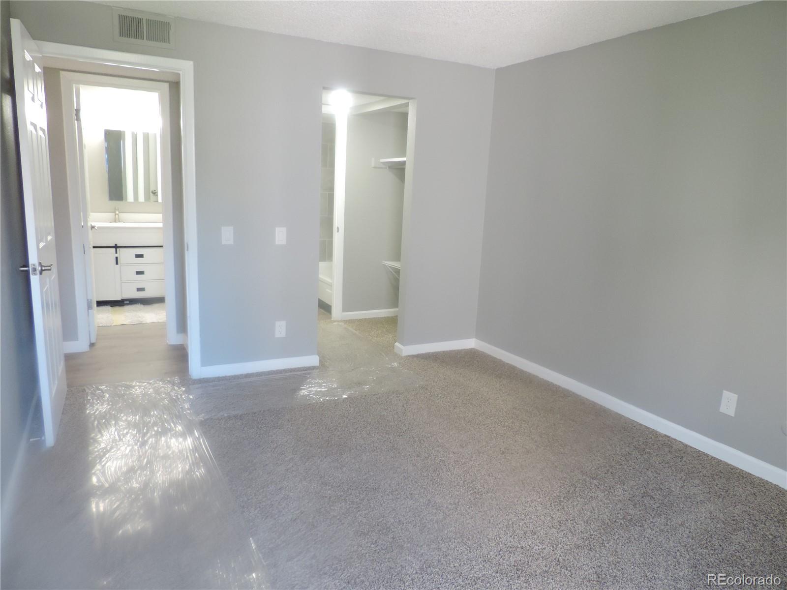 MLS Image #29 for 9887 e peakview avenue,englewood, Colorado