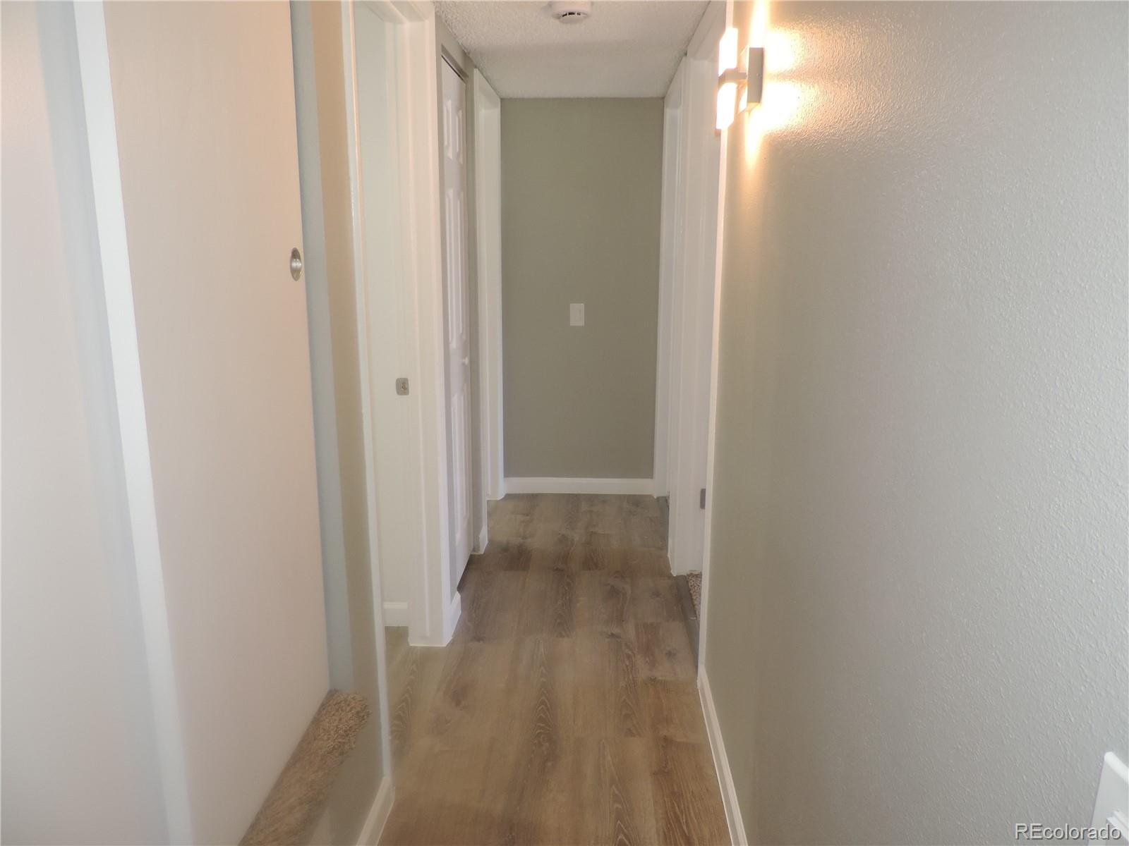 MLS Image #32 for 9887 e peakview avenue,englewood, Colorado