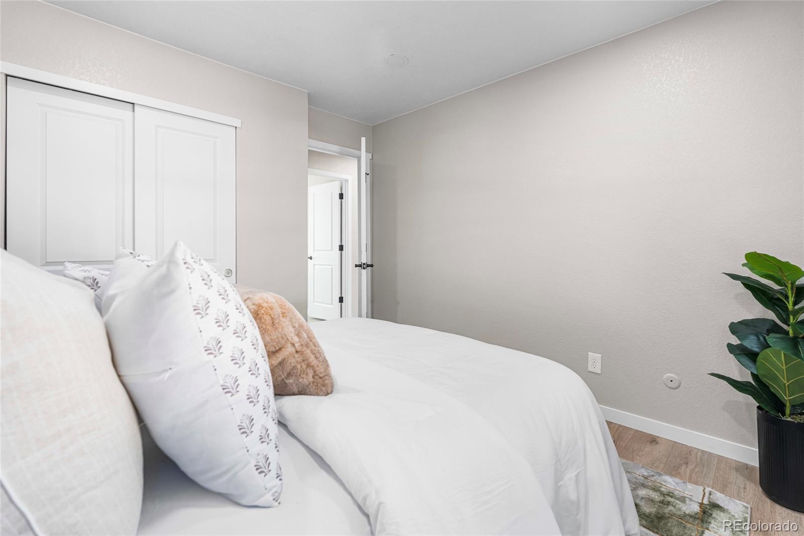 MLS Image #12 for 2260 s lewiston street,aurora, Colorado