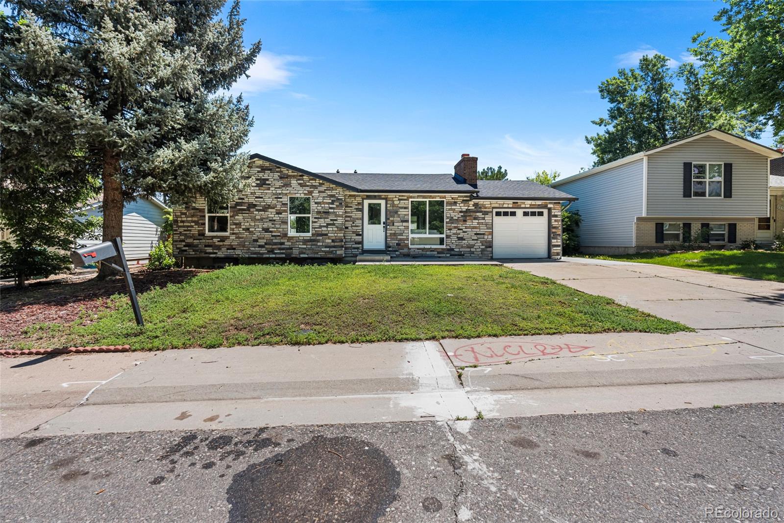 MLS Image #31 for 2260 s lewiston street,aurora, Colorado