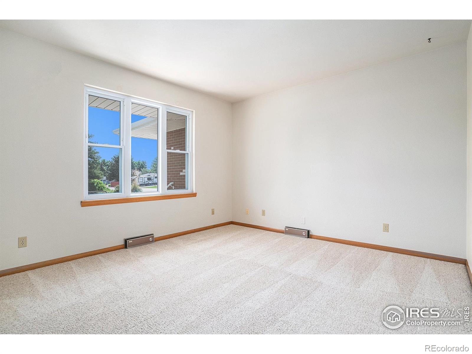 MLS Image #14 for 2007  abeyta court,loveland, Colorado