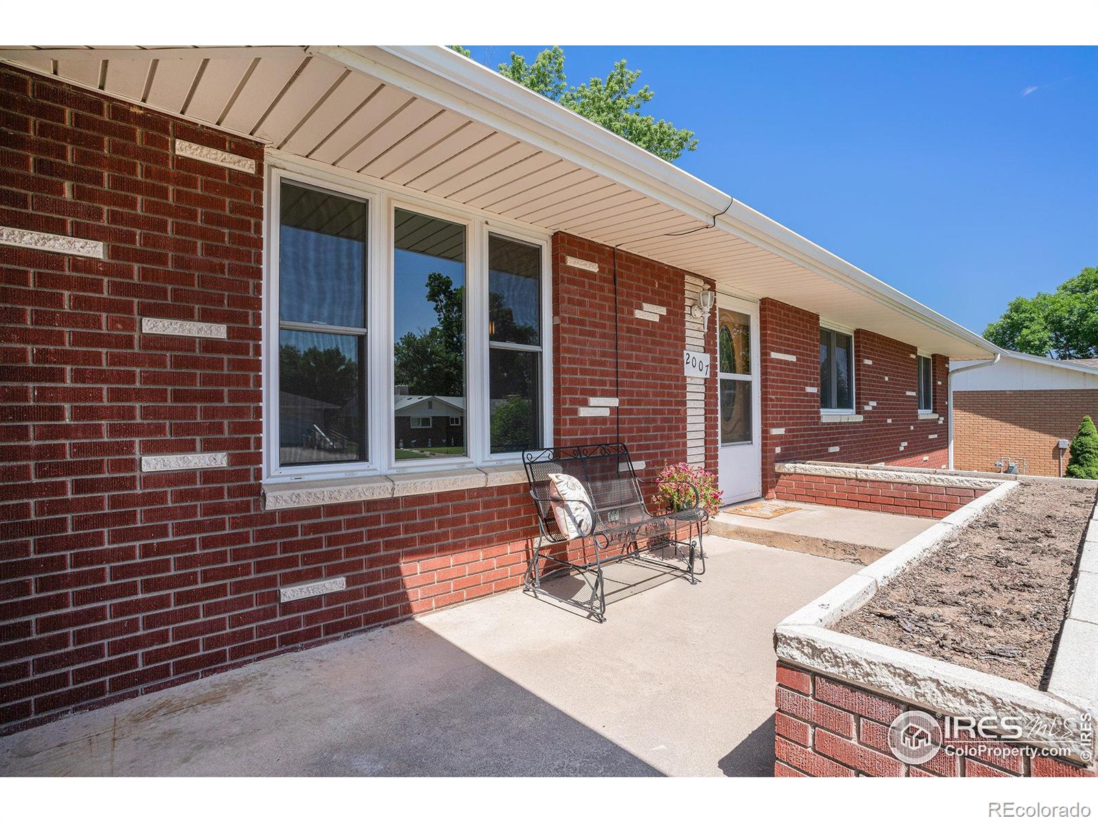 MLS Image #4 for 2007  abeyta court,loveland, Colorado