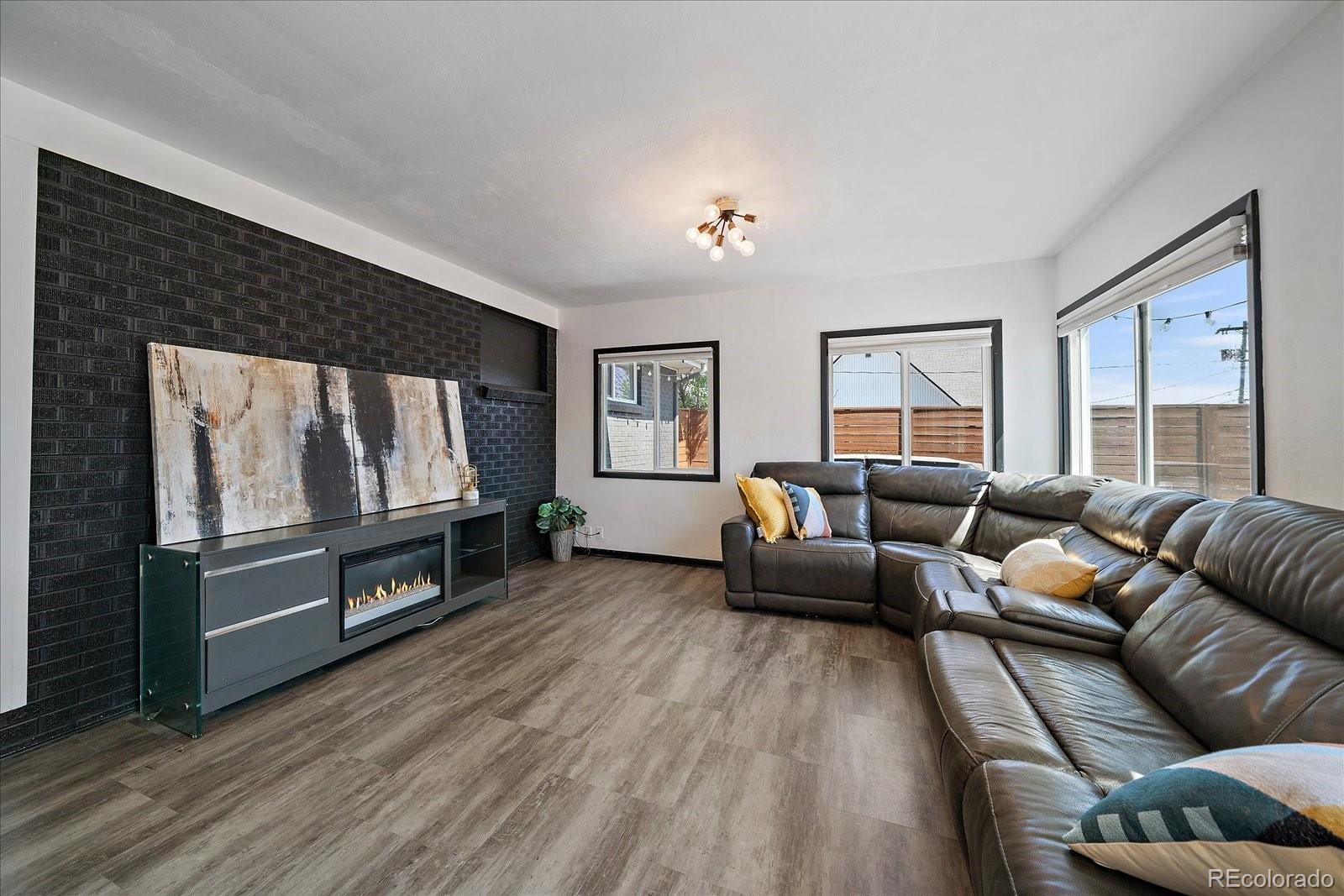 MLS Image #14 for 1742 s alcott street,denver, Colorado
