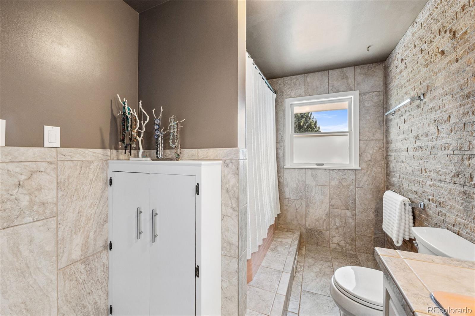 MLS Image #19 for 2125  rangeview lane,longmont, Colorado