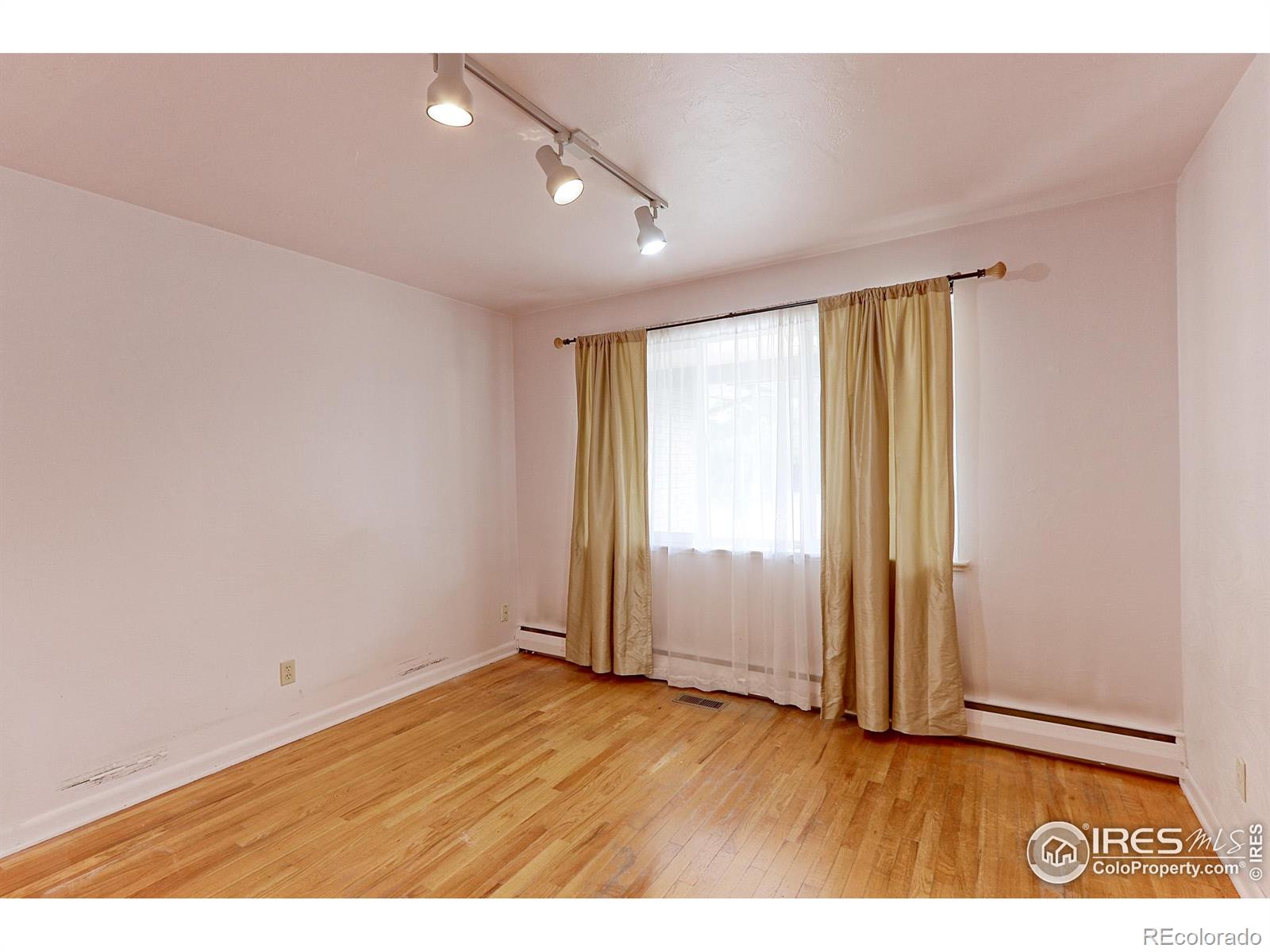 MLS Image #12 for 353 s niagara street,denver, Colorado