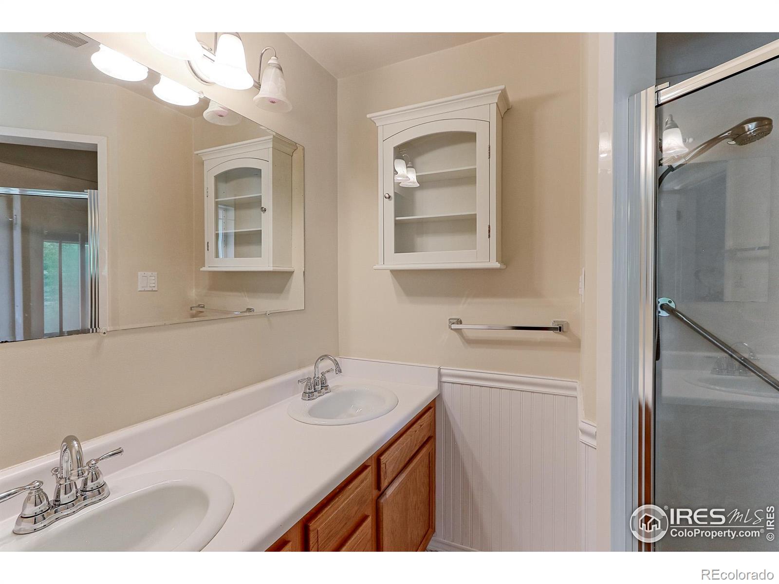MLS Image #14 for 353 s niagara street,denver, Colorado