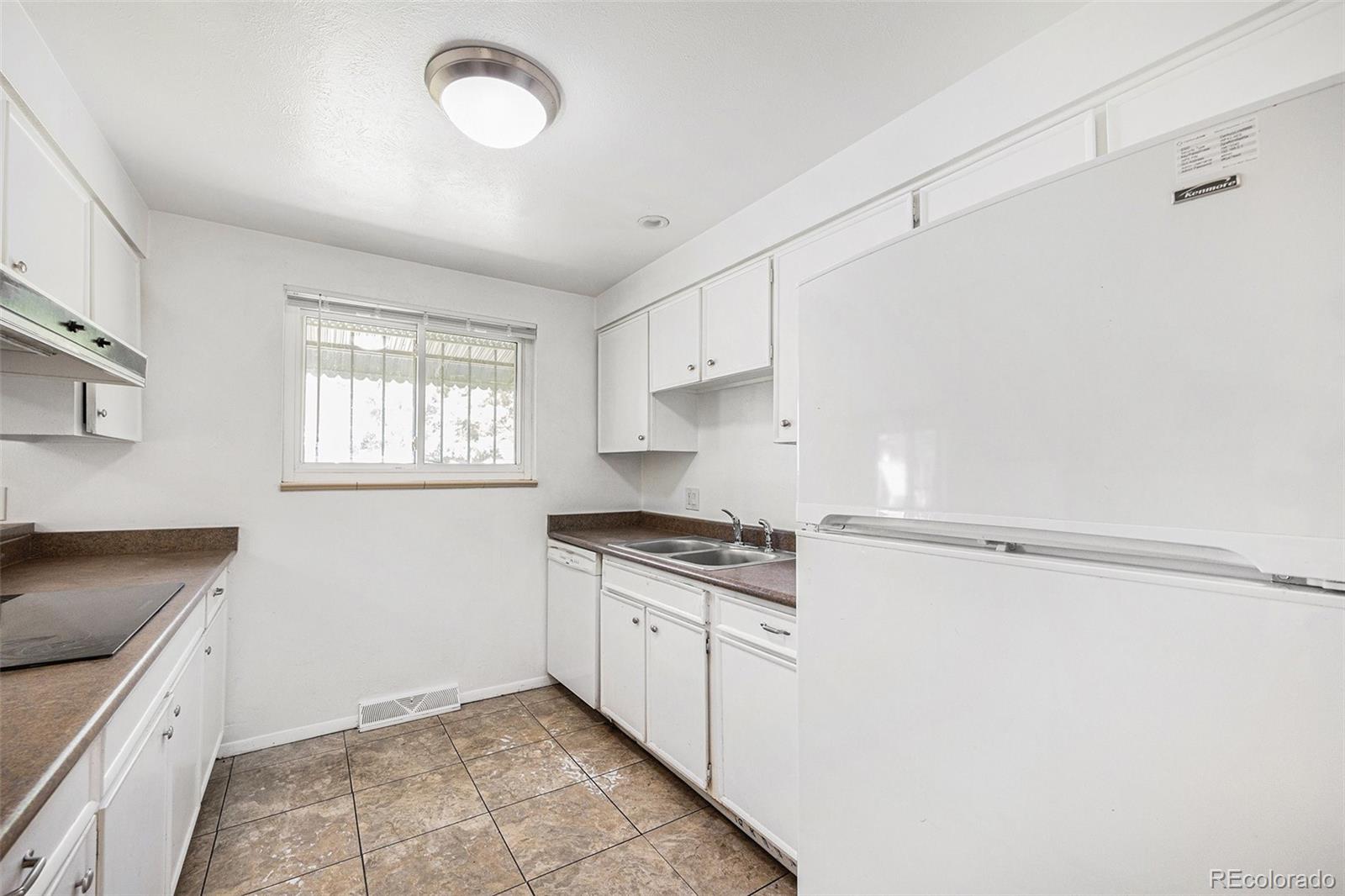 MLS Image #4 for 1533 s jamaica street,aurora, Colorado