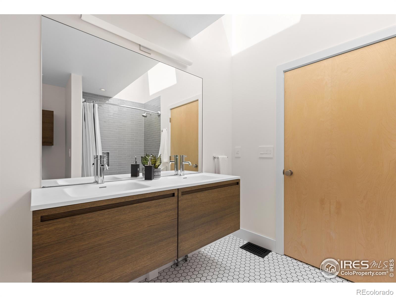 MLS Image #33 for 550  iris avenue,boulder, Colorado