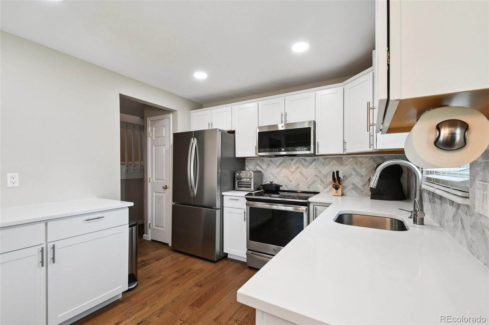 MLS Image #9 for 18160 e bellewood drive,aurora, Colorado