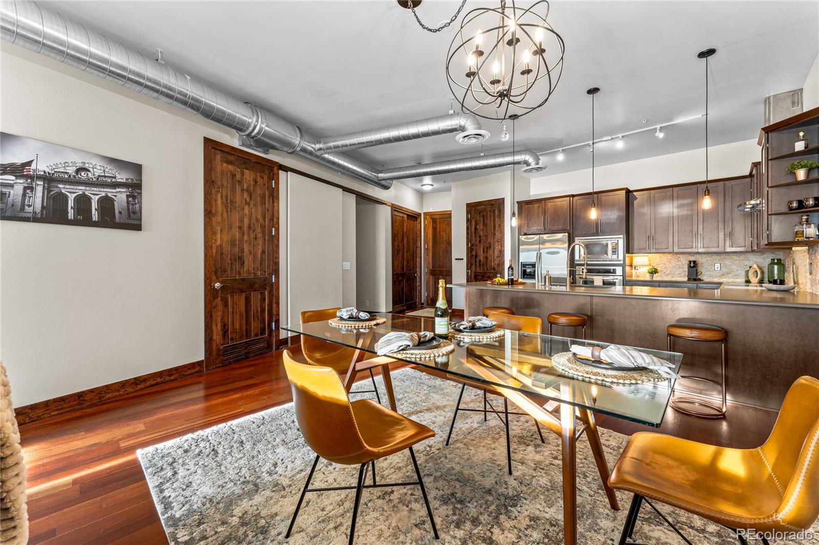 MLS Image #10 for 2101  larimer street,denver, Colorado