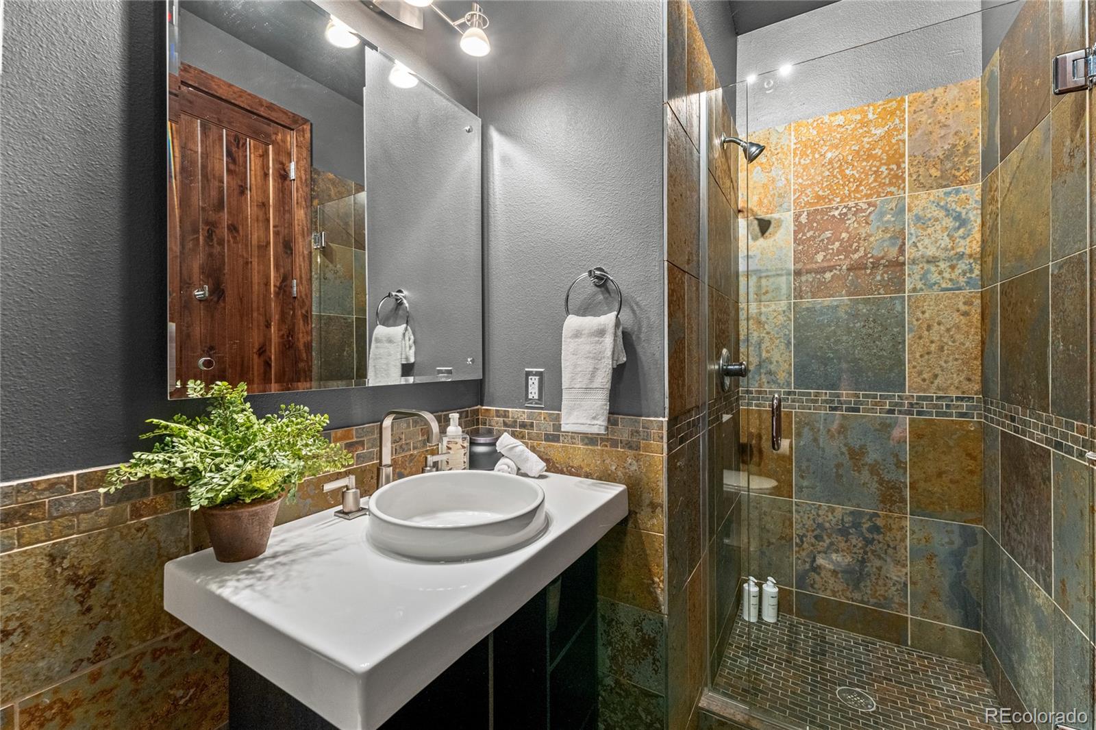 MLS Image #24 for 2101  larimer street,denver, Colorado