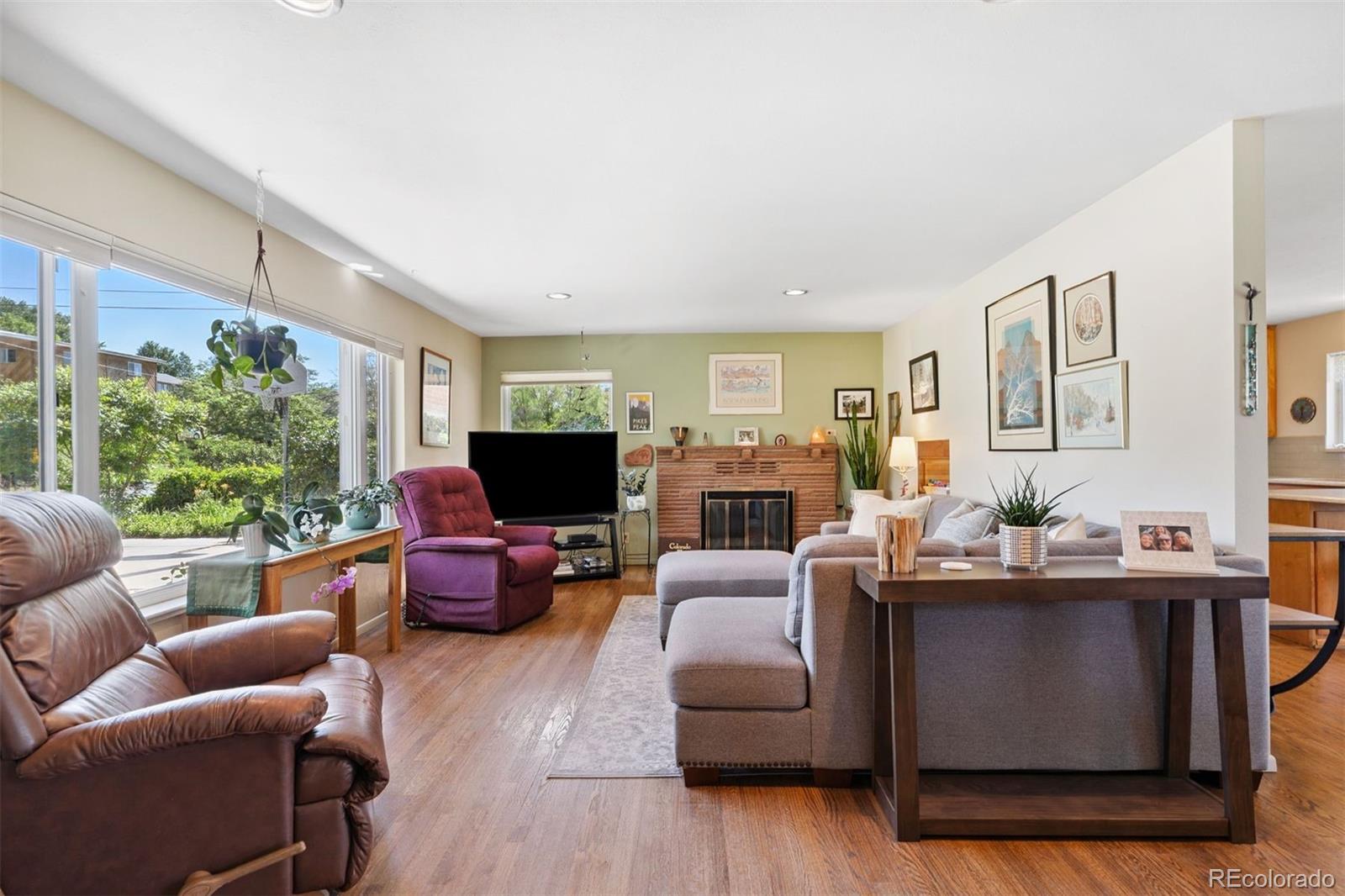 MLS Image #11 for 1601  columbine place,colorado springs, Colorado