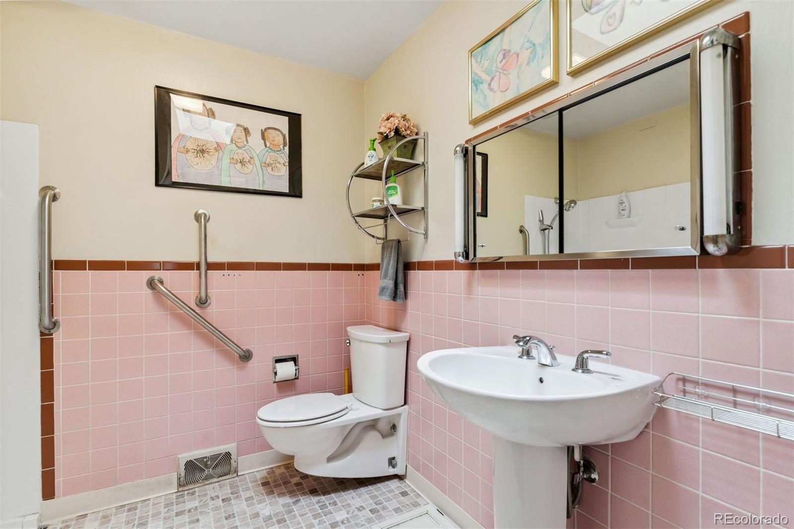 MLS Image #22 for 1601  columbine place,colorado springs, Colorado