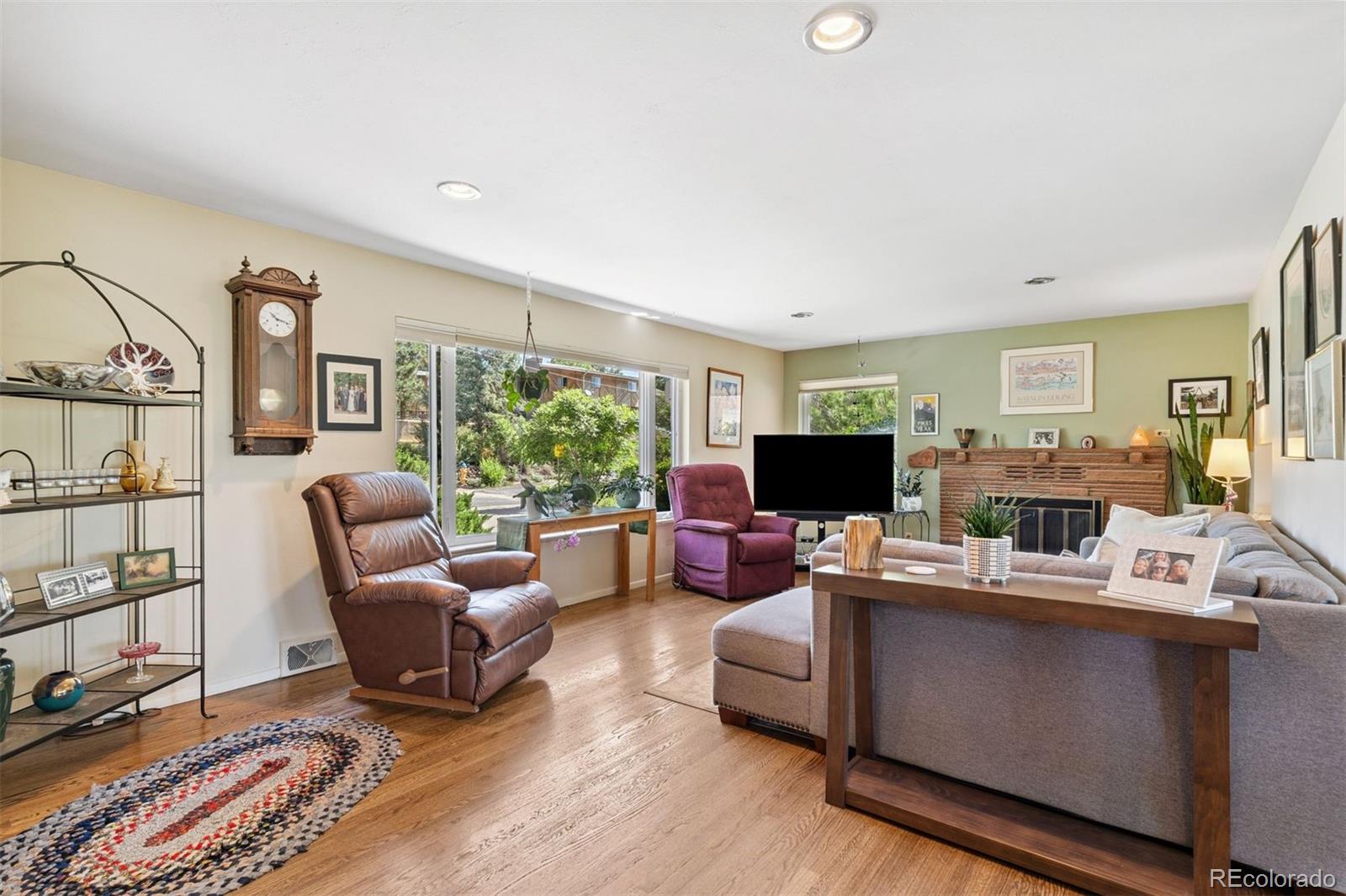 MLS Image #6 for 1601  columbine place,colorado springs, Colorado