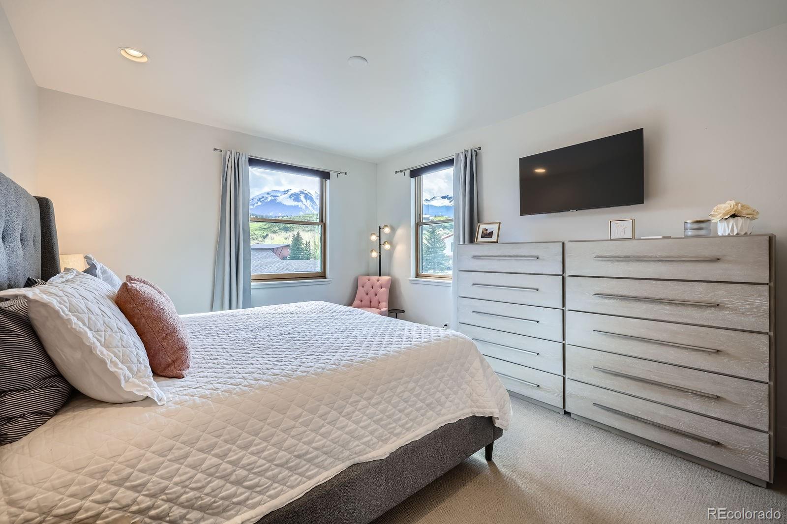 MLS Image #11 for 1090  blue river parkway,silverthorne, Colorado