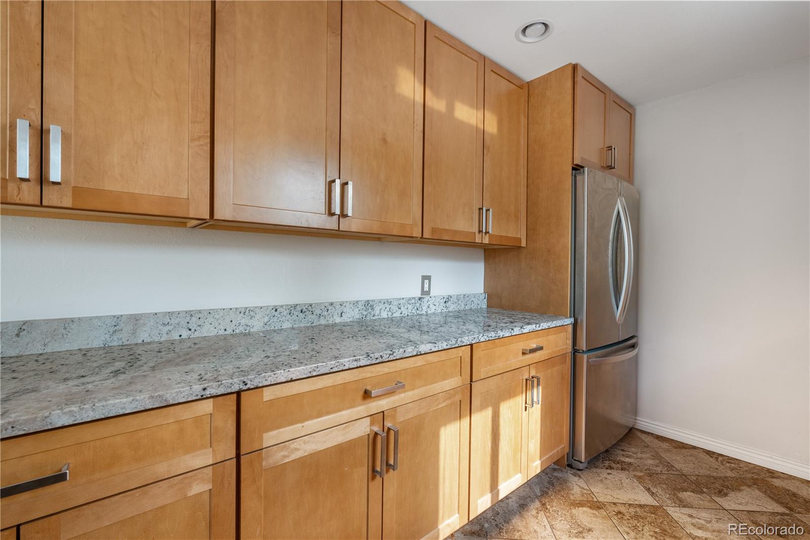 MLS Image #5 for 1243 n washington street,denver, Colorado