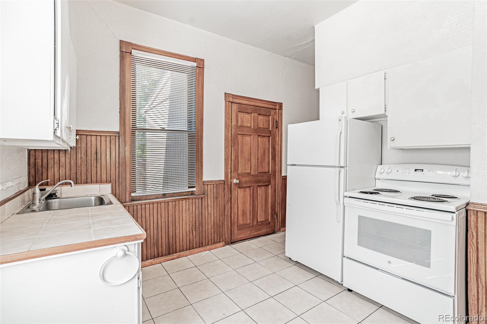 MLS Image #11 for 873 s logan street,denver, Colorado