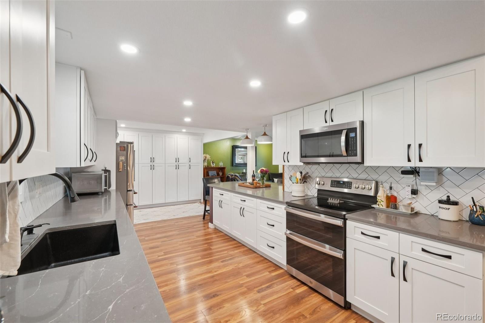 MLS Image #5 for 9325  utica street,westminster, Colorado