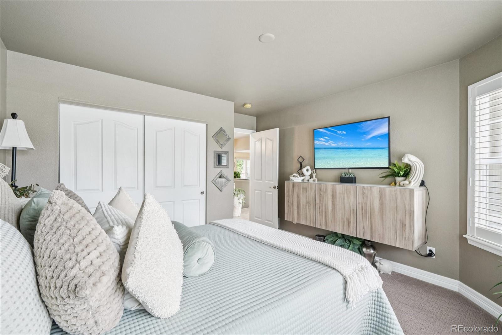 MLS Image #18 for 7548 s biloxi way,aurora, Colorado