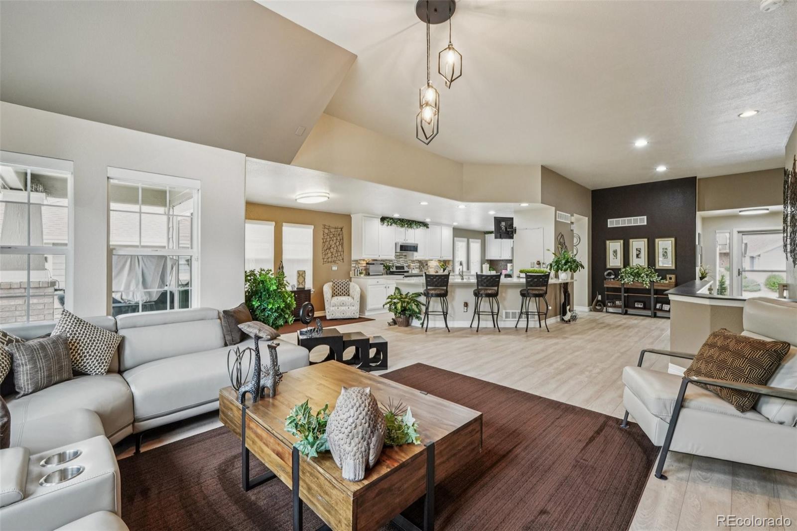 MLS Image #3 for 7548 s biloxi way,aurora, Colorado