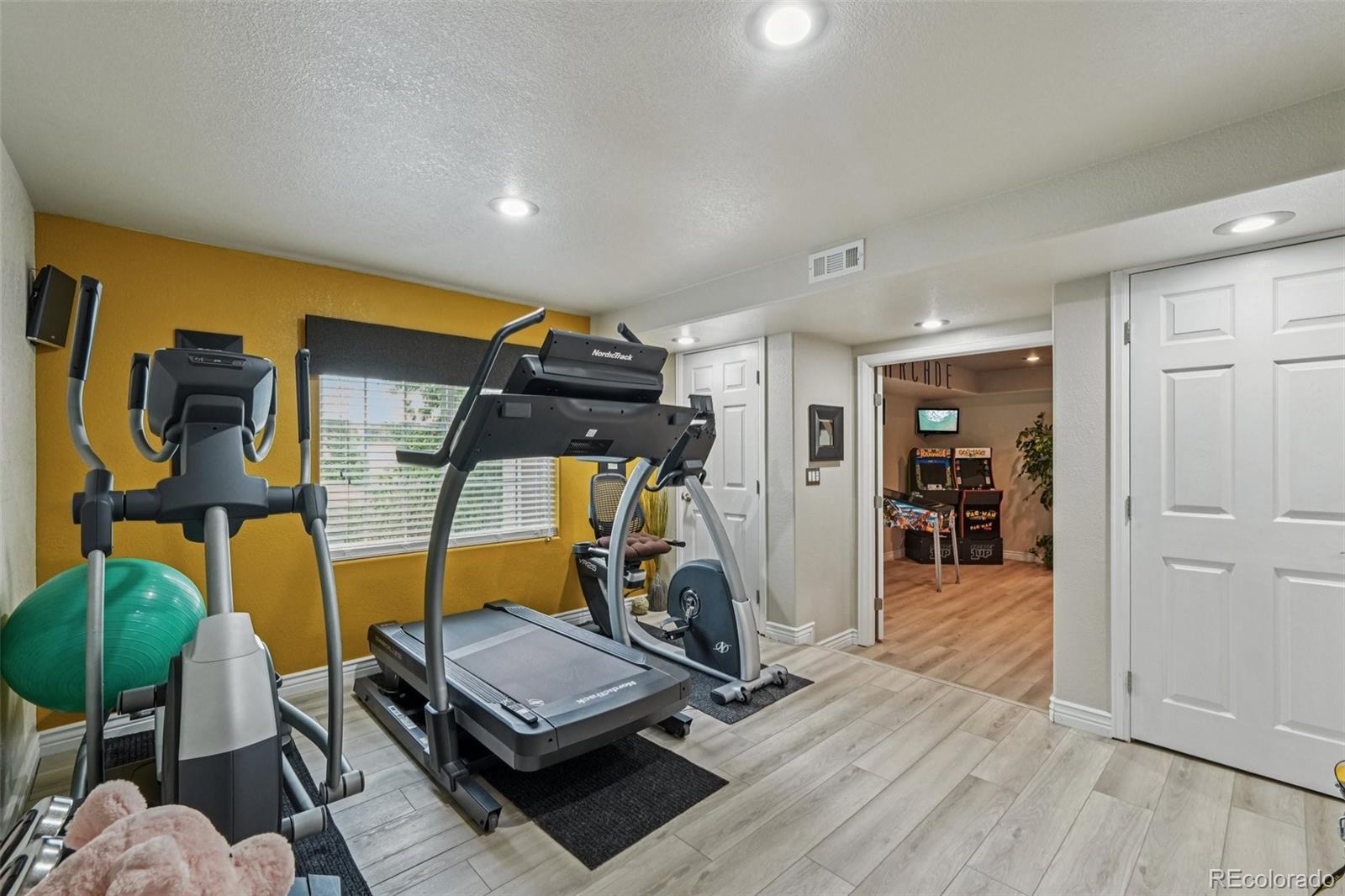 MLS Image #39 for 7548 s biloxi way,aurora, Colorado