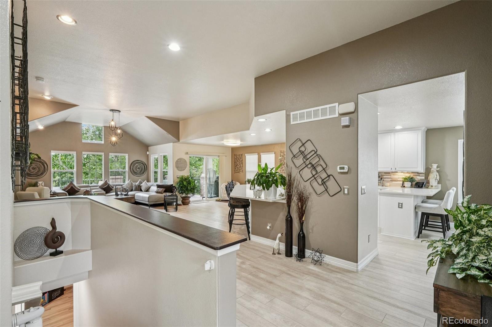 MLS Image #6 for 7548 s biloxi way,aurora, Colorado