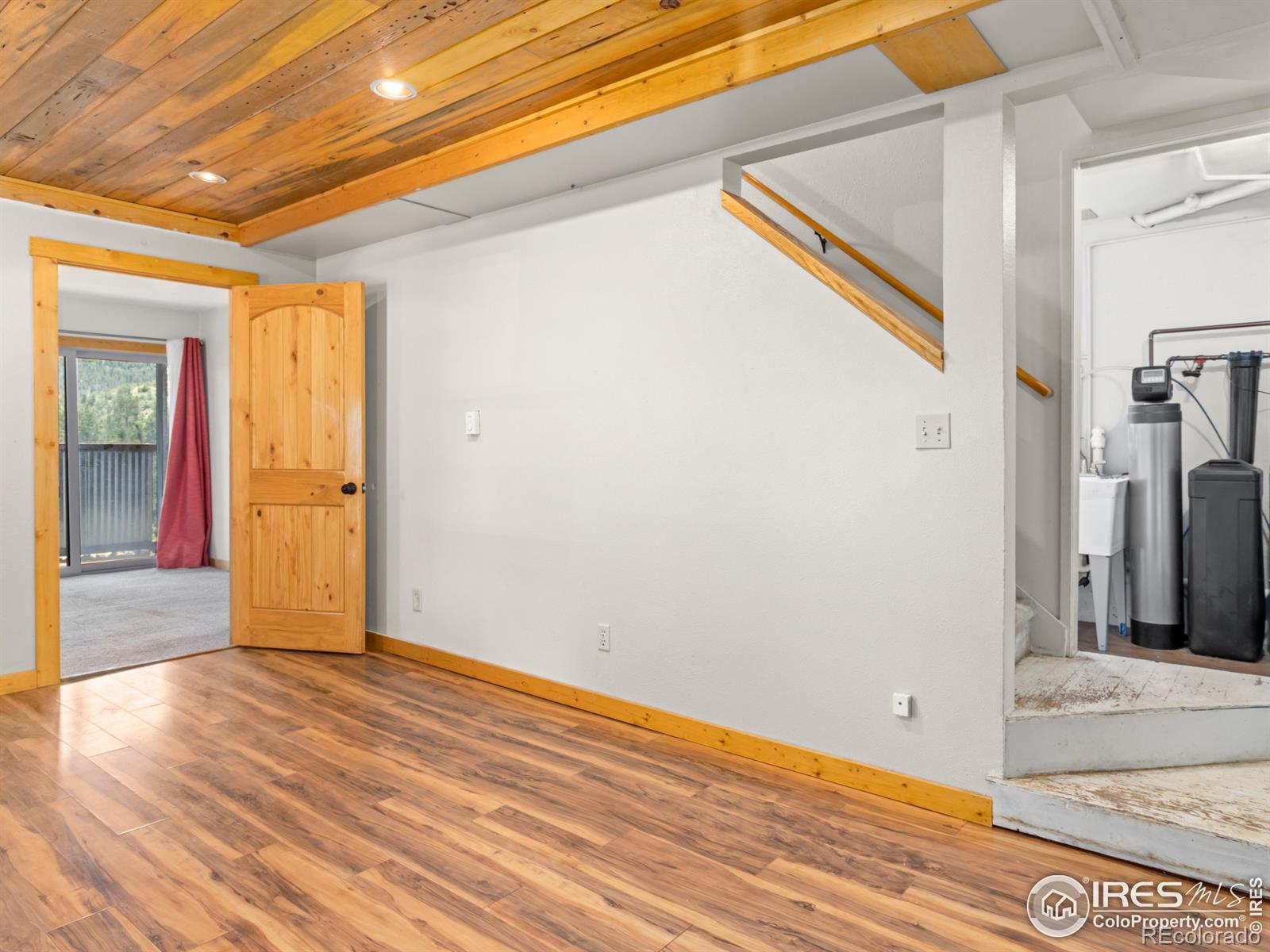 MLS Image #25 for 406  dunraven glade road,glen haven, Colorado