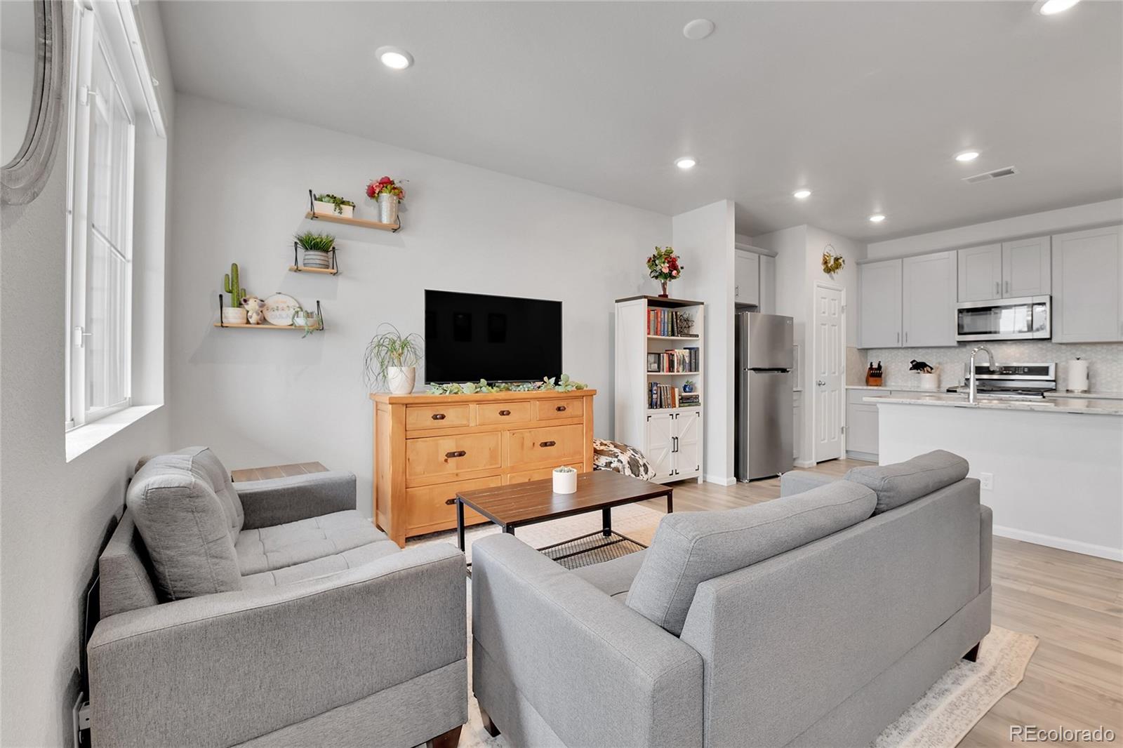 MLS Image #3 for 6350 n lisbon street,aurora, Colorado